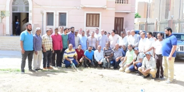 رئيس جامعة سوهاج يكرم ٤٠ عاملًا لجهودهم في إعادة تأهيل وصيانة مباني الإسكان الطلابي 9 - جريدة المساء