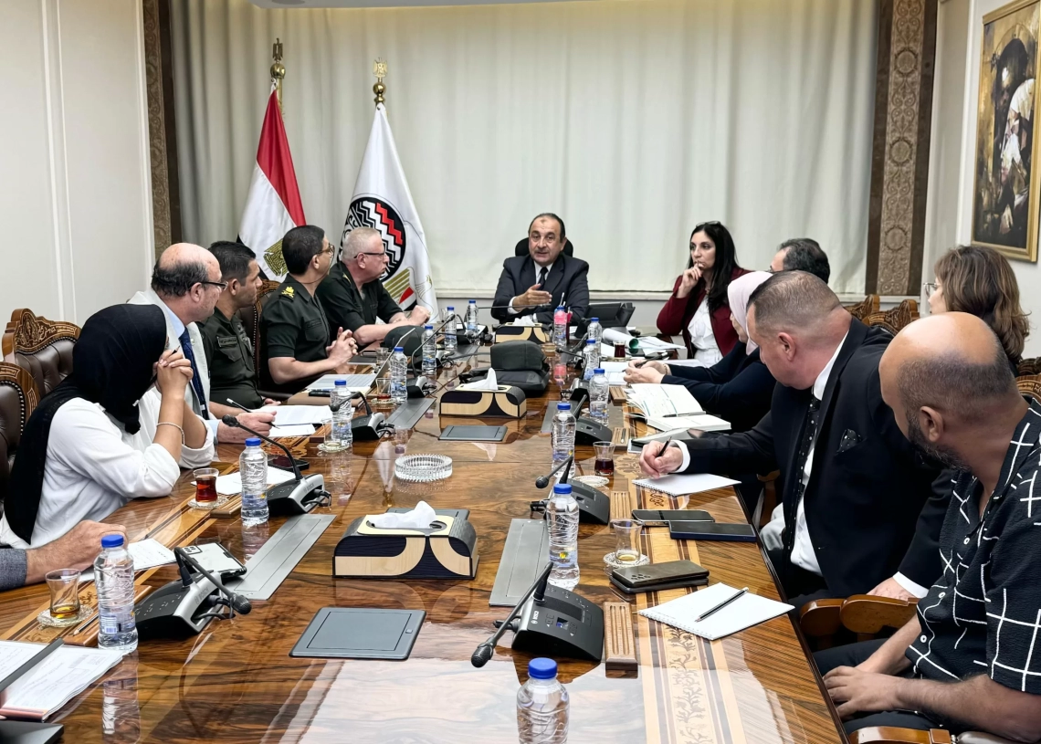 وزير قطاع الأعمال العام يتابع مشروع تطوير القلعة الصناعية بصباغي البيضا 19 - جريدة المساء