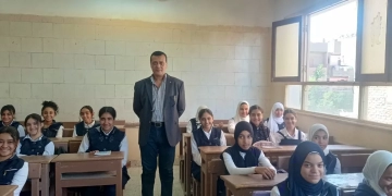 مدير تعليم قنا يفاجئ ٤ مدارس بنقادة 37 - جريدة المساء