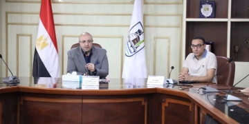 محافظ بني سويف يناقش مستجدات مشروعات "حياة كريمة" في قطاع المياه والصرف بببا 1 - جريدة المساء