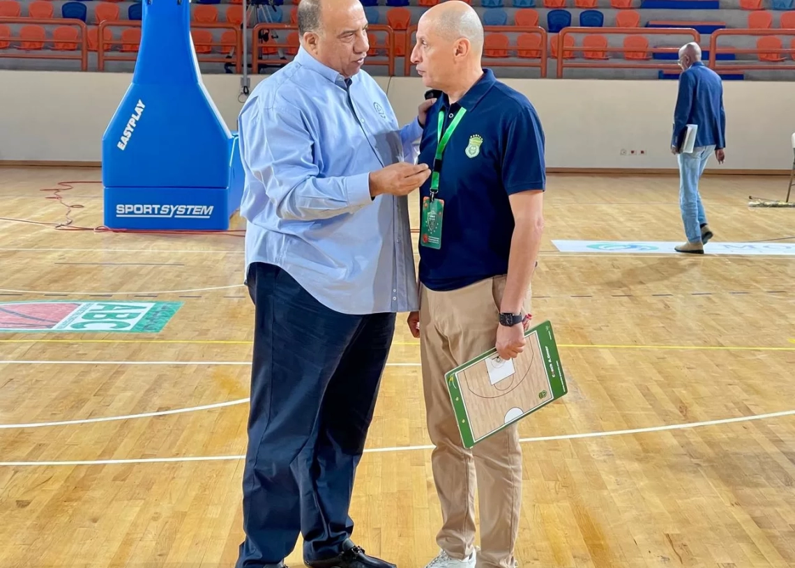 مصيلحي يهنئ لاعبي الاتحاد بعد التأهل لنصف نهائي البطولة العربية 19 - جريدة المساء