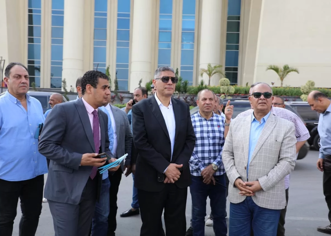 محافظ الجيزة يتفقد أعمال التطوير بمحيط محطة قطارات بشتيل 20 - جريدة المساء محافظ الجيزة يتفقد أعمال التطوير بمحيط محطة قطارات بشتيل 19 - جريدة المساء