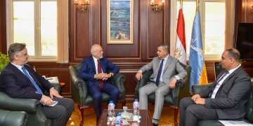 محافظ الإسكندرية يستقبل سفير اليونان لبحث سبل التعاون المشترك 1 - جريدة المساء