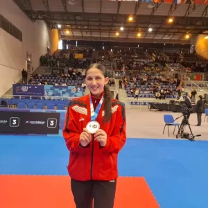 الروح الرياضية بين مصر وفلسطين.. عنوان النهائي العالمي للكارتية 23 - جريدة المساء