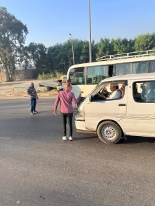 لتحصيل أجرة أزيد من التعريفات.. ضبط 175 مخالفة لسيارات السرفيس بعدة مناطق في الجيزة 30 - جريدة المساء