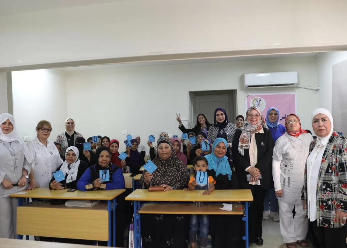 قومي المرأة ينظم حفل تخريج الدفعة الثالثة من فصول محو الأمية بالأسمرات 20 - جريدة المساء قومي المرأة ينظم حفل تخريج الدفعة الثالثة من فصول محو الأمية بالأسمرات 19 - جريدة المساء