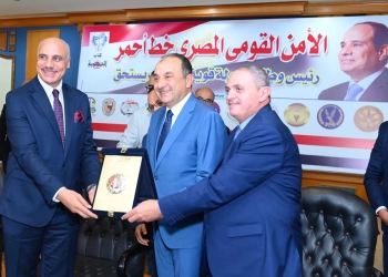 وزير قطاع الأعمال العام يشارك في احتفالية "كتاب الجمهورية" الأمن القومي المصري خط أحمر .. رئيس وطني لدولة قوية وشعب يستحق 19 - جريدة المساء