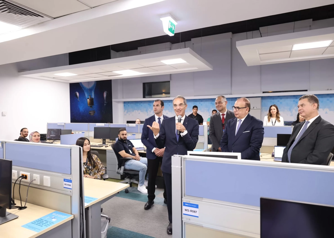 وزير الاتصالات يزور مركز تميز شركة دل تكنولوجيز Dell Technologies الأمريكية الرائدة عالميا في مجال التكنولوجيا 19 - جريدة المساء