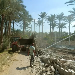 إزالة 40 حالة تعد علي الأراضي الزراعية وأملاك الدولة ب6 مناطق في الجيزة 45 - جريدة المساء