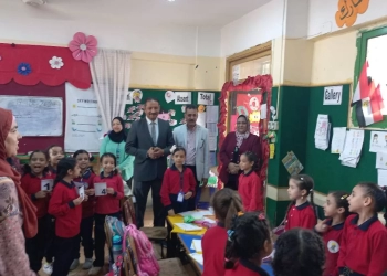 وكيل وزارة التعليم يصدر قرارا بشأن الطلاب المتغيبين خلال جولته بمدارس إدارتى أبوالنمرس وجنوب الجيزة 34 - جريدة المساء وكيل وزارة التعليم يصدر قرارا بشأن الطلاب المتغيبين خلال جولته بمدارس إدارتى أبوالنمرس وجنوب الجيزة 33 - جريدة المساء