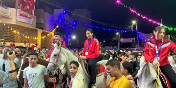 إحتفالية شرقاوية بالاعلام المصرية ورقصات الخيول العربية والطبل والمزمار البلدي ببطلتي العالم في الكارتية "مريم طنطاوي" و"رؤي الطاهر" 1 - جريدة المساء