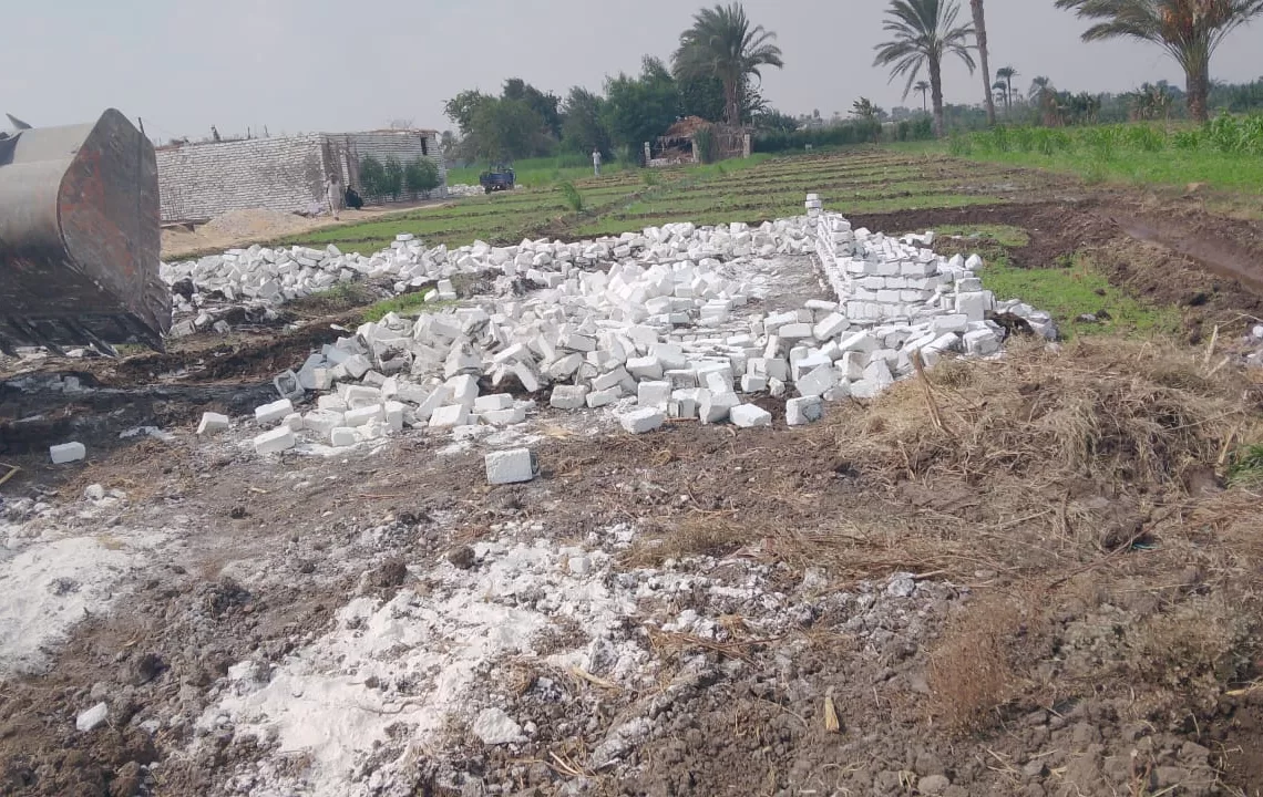 محافظ بني سويف: إزالة 83 حالة ضمن حملات المرحلة الأولى من الموجة الـــ 24 لإزالة التعديات على أراض أملاك الدولة والزراعة 43 - جريدة المساء محافظ بني سويف: إزالة 83 حالة ضمن حملات المرحلة الأولى من الموجة الـــ 24 لإزالة التعديات على أراض أملاك الدولة والزراعة 42 - جريدة المساء