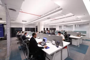 الدكتور/ عمرو طلعت وزير الاتصالات وتكنولوجيا المعلومات يفتتح مقر جديد لشركة هواوى HUAWEI ضمن استراتيجيتها لتوسيع أعمالها فى مصر 20 - جريدة المساء