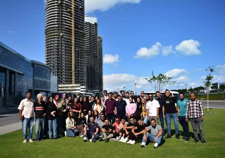 طلاب كلية الهندسة المعمارية بجامعة فاروس بالإسكندرية يتفقدون مدينة العلمين الجديدة  17 - جريدة المساء