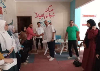 بالصور- وكيل وزارة الشباب يتفقد 15 منشأة رياضية بريف الجيزة للتطوير 33 - جريدة المساء