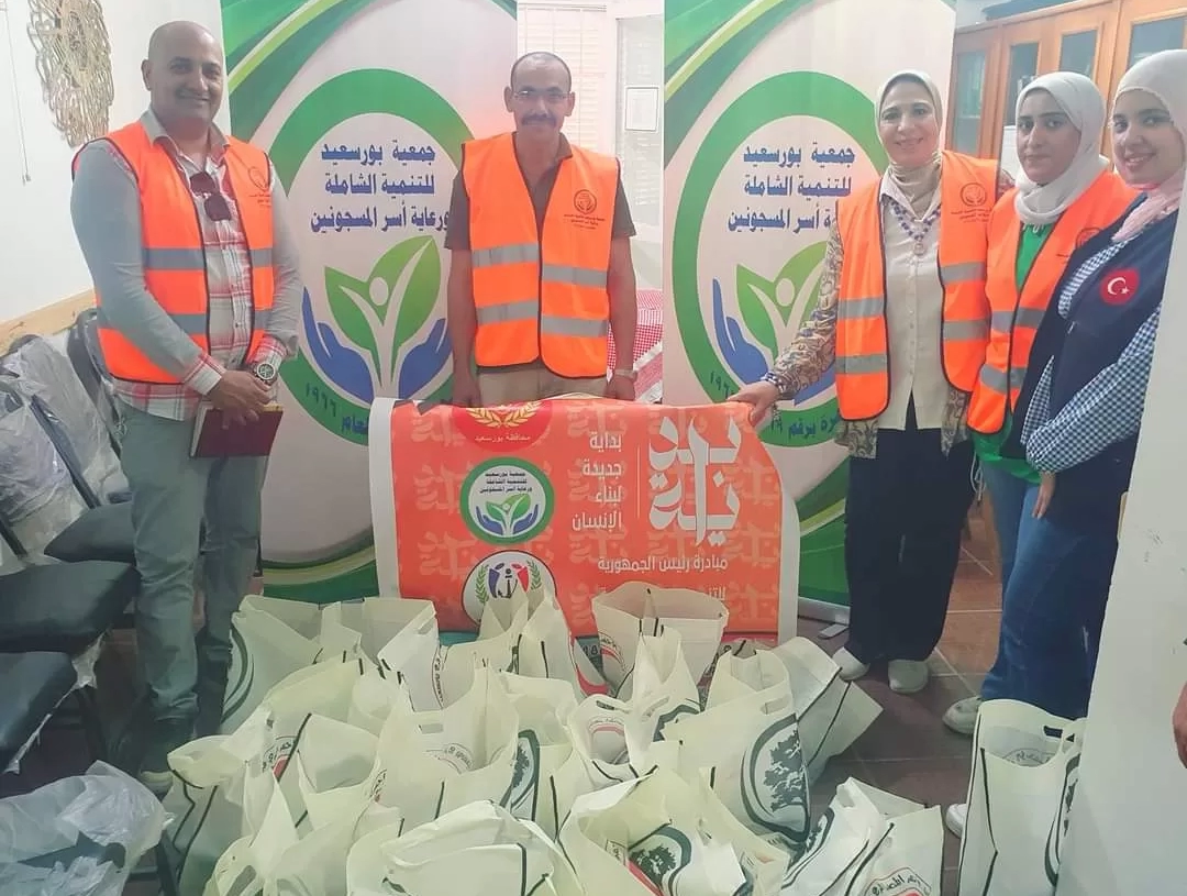 وجبات ساخنة على أسر المساجين ببورسعيد 19 - جريدة المساء وجبات ساخنة على أسر المساجين ببورسعيد 18 - جريدة المساء