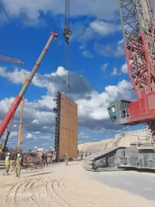 انتهاء تركيب المستوى الاول لمبنى الاحتواء الداخلي لمبنى المفاعل بالوحدة النووية الثانية 21 - جريدة المساء