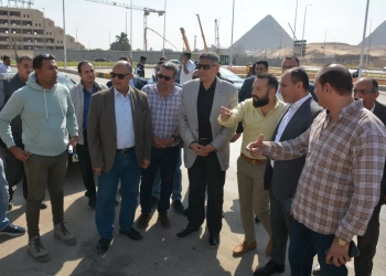 بالصور- محافظ الجيزة يتفقد مشروعات تطوير الطرق المحيطة والمؤدية للمتحف المصري الكبير 21 - جريدة المساء