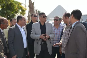 بالصور- محافظ الجيزة يتفقد مشروعات تطوير الطرق المحيطة والمؤدية للمتحف المصري الكبير 30 - جريدة المساء