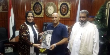 تعليم مطروح يودع وكيل الوزارة السابق بعد نقله لديوان عام الوزارة 1 - جريدة المساء