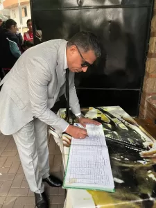 وكيل وزارة التعليم بالجيزة يزور مدارس العجوزة والدقي لمتابعة العملية التعليمية.. ويشدد علي بعض التنبيهات 17 - جريدة المساء