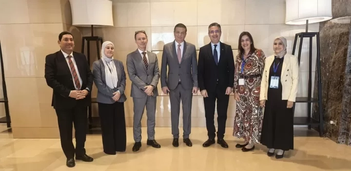 وزيرا الزراعة والتموين يجتمعان مع وفد برنامج الأغذية العالمي لمناقشة التجربة المصرية في تحول الأنظمة الغذائية 19 - جريدة المساء