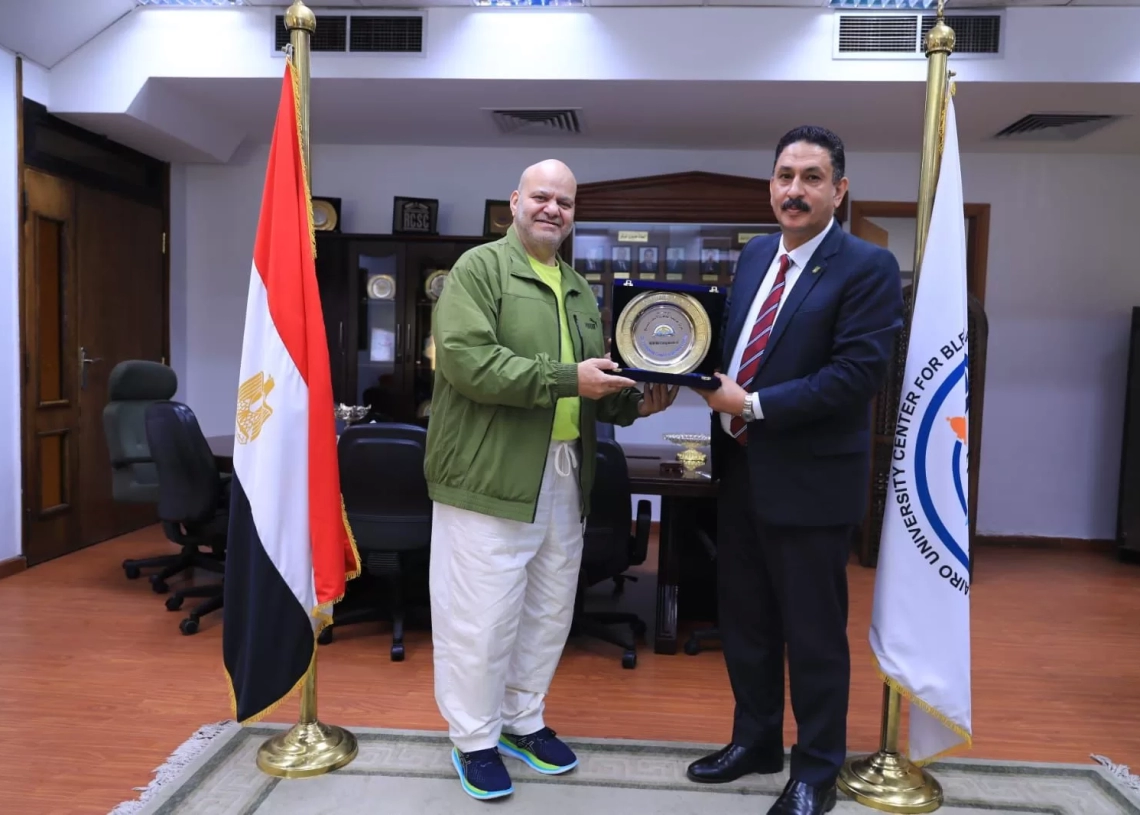 جامعة القاهرة..مدير التعليم المدمج يكرم المدير الفني لرفع الاثقال باولمبياد باريس 2024 19 - جريدة المساء
