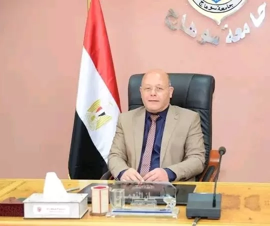 رئيس جامعة سوهاج ينعى طلاب جامعة الجلالة المتوفين إثر حادث سير 17 - جريدة المساء