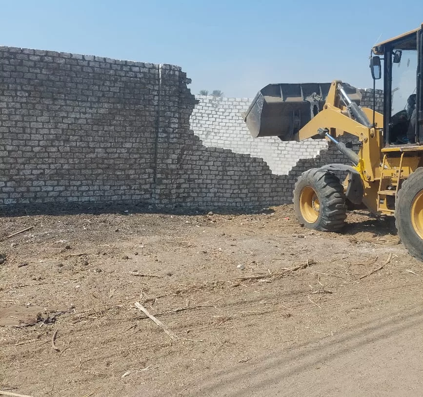 انتظام سيرالعمل في حملات المرحلة الأولى من الموجة الـــ 24 لإزالة التعديات على أملاك الدولة والزراعة ببني سويف. 20 - جريدة المساء انتظام سيرالعمل في حملات المرحلة الأولى من الموجة الـــ 24 لإزالة التعديات على أملاك الدولة والزراعة ببني سويف. 19 - جريدة المساء