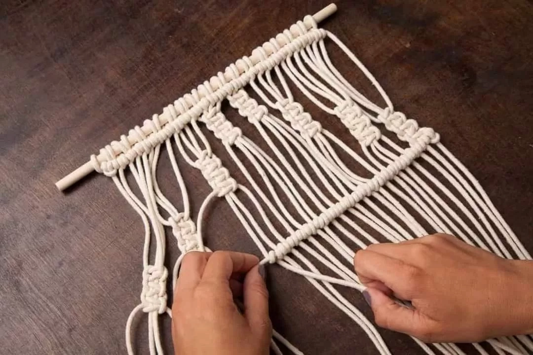 تحت شعار حرفتك صنعتك الساحة الشعبية بسوهاج تنظم ورشة حرف يدوية مجانية لتعليم الفتاه والمرأة صنعة مربحة 19 - جريدة المساء