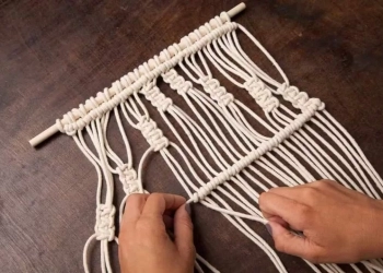 تحت شعار حرفتك صنعتك الساحة الشعبية بسوهاج تنظم ورشة حرف يدوية مجانية لتعليم الفتاه والمرأة صنعة مربحة 33 - جريدة المساء