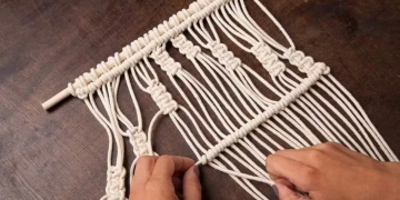 تحت شعار حرفتك صنعتك الساحة الشعبية بسوهاج تنظم ورشة حرف يدوية مجانية لتعليم الفتاه والمرأة صنعة مربحة 1 - جريدة المساء