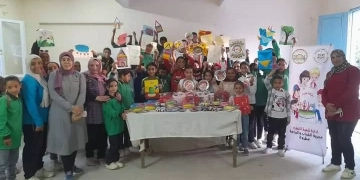 ضمن المبادرة الرئاسية للتنمية البشرية " بداية جديدة لبناء الإنسان " مهرجان للفنون التشكيلية بإدارة تنمية النشئ بمطروح 1 - جريدة المساء