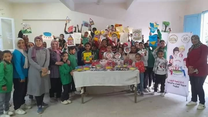 ضمن المبادرة الرئاسية للتنمية البشرية " بداية جديدة لبناء الإنسان " مهرجان للفنون التشكيلية بإدارة تنمية النشئ بمطروح 19 - جريدة المساء