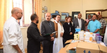 قافلة طبية لطلبة المدارس بمطروح بالتعاون مع مؤسسة مصر الخير وشركة بدرالدين للبترول 1 - جريدة المساء