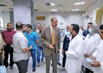 محافظ سوهاج يفاجئ مستشفى الهلال للتأمين الصحي ويتابع مستوى الخدمات الطبية المقدمة للمواطنين 23 - جريدة المساء