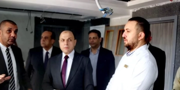 محافظ كفرالشيخ يتفقد أعمال تطوير قسم الإستقبال والطوارئ بمستشفى العبور 1 - جريدة المساء