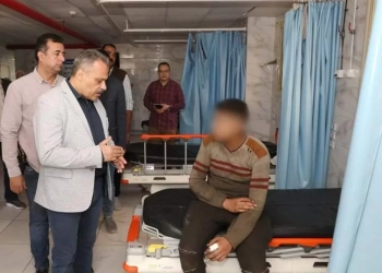 محافظ الشرقية يفاجئ مستشفى القنايات المركزي ويوجه بتوفير مقاعد إنتظار وإستراحات لائقة للمترددين وتقديم خدمة صحية وعلاجية متميزة للمرضى 20 - جريدة المساء
