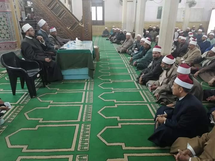 وكيل وزارة الأوقاف بقنا يجتمع بأئمة مساجد شمال المحافظة لتعزيز الدور الدعوي 67 - جريدة المساء وكيل وزارة الأوقاف بقنا يجتمع بأئمة مساجد شمال المحافظة لتعزيز الدور الدعوي 66 - جريدة المساء