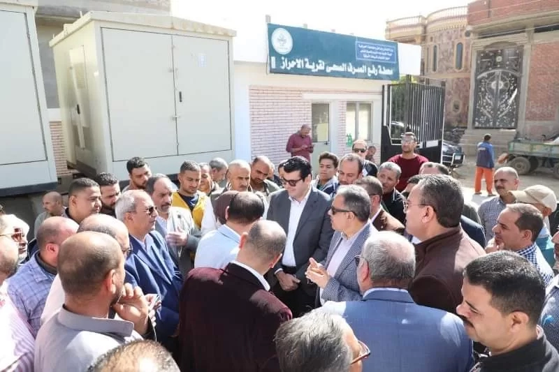 "الأشموني" يتابع معدلات أداء ونسب تنفيذ مشروع صرف صحي قريتي الأحراز وأبو ياسين 19 - جريدة المساء