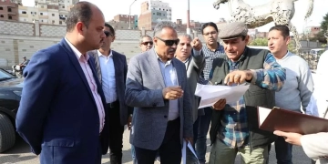 محافظ الشرقية يتفقد نفق أبو الريش بالزقازيق ويؤكد على ضرورة إضفاء اللمسة الجمالية لإستعادة الوجه الجمالي للنفق 1 - جريدة المساء