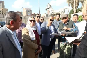 محافظ الشرقية يتفقد نفق أبو الريش بالزقازيق ويؤكد على ضرورة إضفاء اللمسة الجمالية لإستعادة الوجه الجمالي للنفق 23 - جريدة المساء