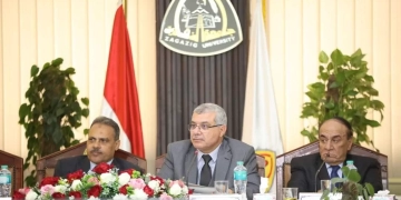 "الأشموني" يُشارك في إجتماع مجلس جامعة الزقازيق ويؤكد الجامعة ستظل شريكا أساسيا وداعما للتنمية المستدامة 1 - جريدة المساء