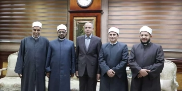 محافظ المنيا يستقبل الأمين العام لمجمع البحوث الإسلامية لبحث سبل التعاون فى مواجهة الإرهاب والتطرف ومحاربة الشائعات 1 - جريدة المساء