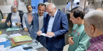 سكرتير عام سوهاج يتفقد إجراءات تلقي طلبات التصالح بالمراكز التكنولوجية بطما وطهطا والمراغة 1 - جريدة المساء