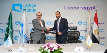 انزال أول كابل بحري سعودي يربط بين السعودية ومصر عبر البحر الأحمر 2 - جريدة المساء انزال أول كابل بحري سعودي يربط بين السعودية ومصر عبر البحر الأحمر 1 - جريدة المساء