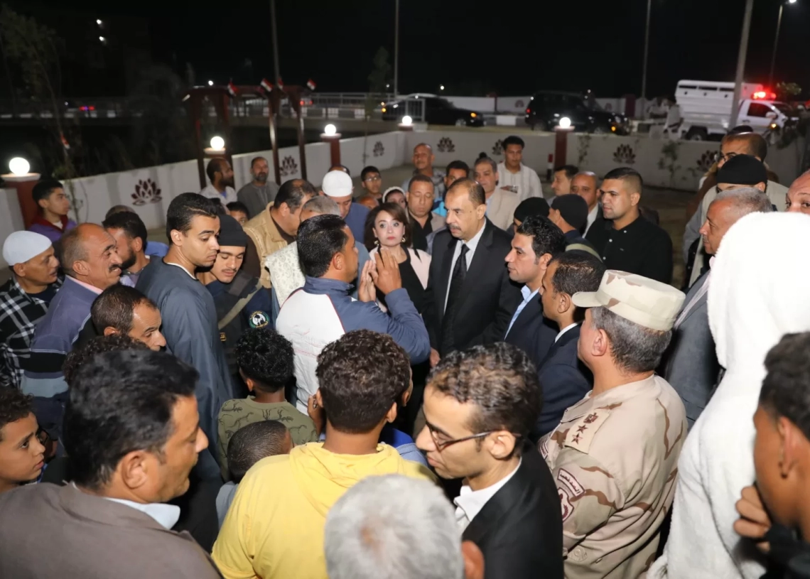 محافظ سوهاج يفتتح حديقة الإخلاص العامة 18 - جريدة المساء