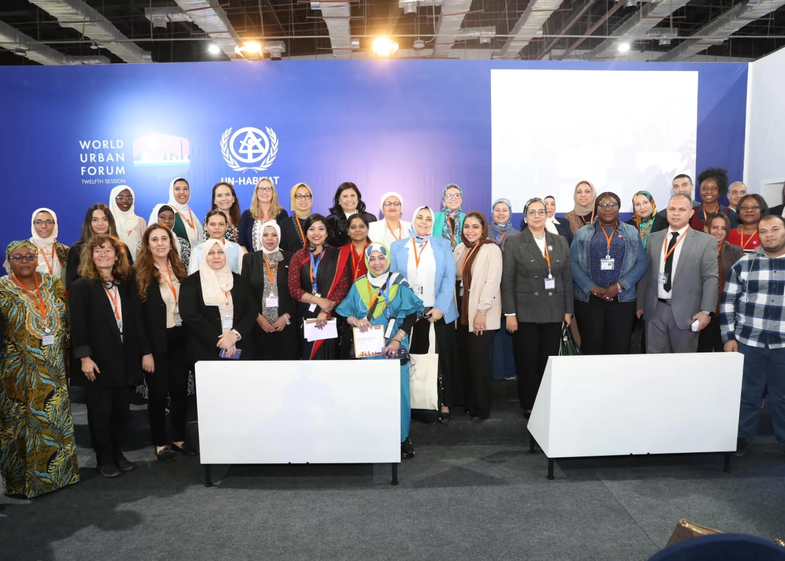 ضمن فعاليات المنتدى الحضري العالمي "WUF12" المجلس القومى للمرأة يشارك فى جلسة "عدم ترك اى امرأة خلف الركب 19 - جريدة المساء