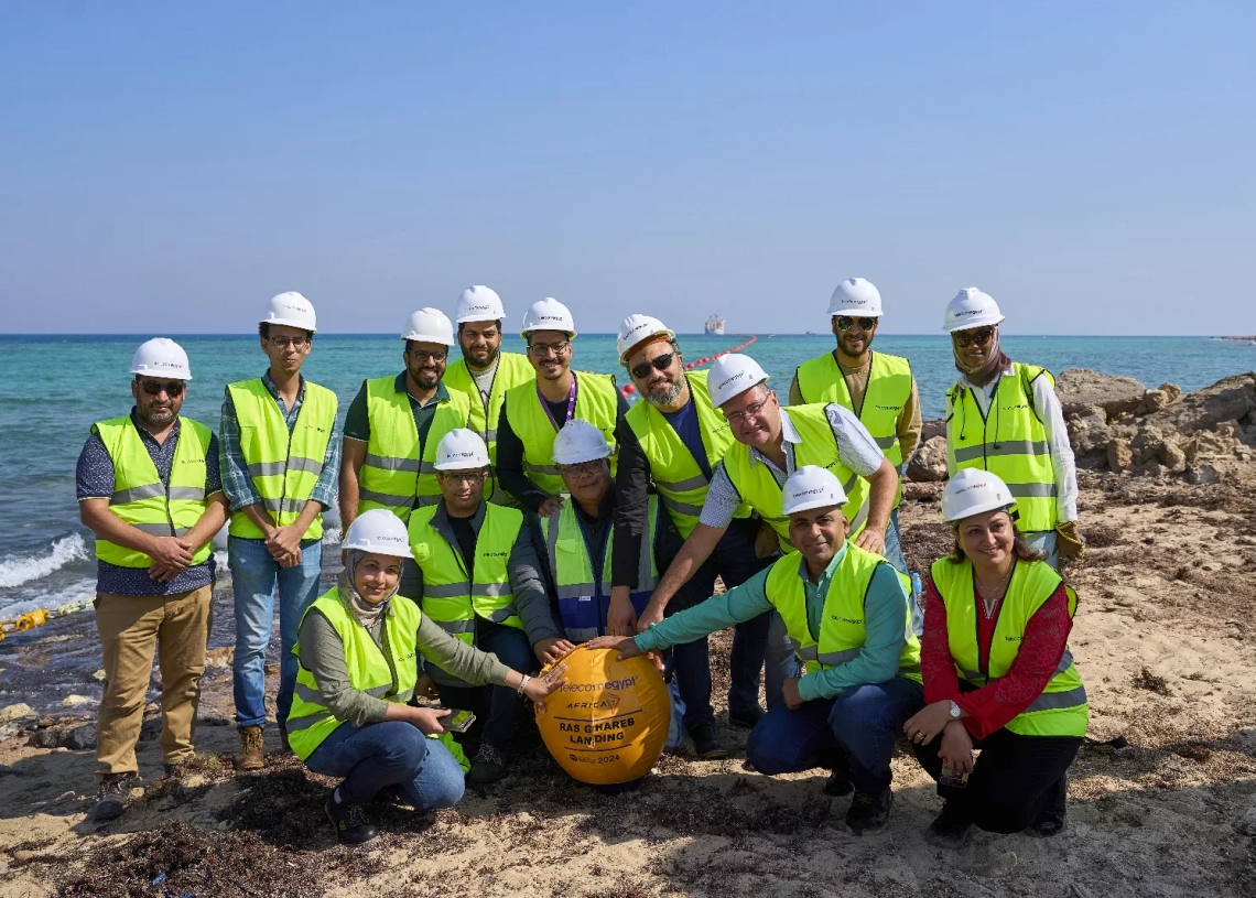 المصرية للاتصالات تعلن نجاح إنزال نظام الكابل البحري "Africa-1" في مصر 20 - جريدة المساء المصرية للاتصالات تعلن نجاح إنزال نظام الكابل البحري "Africa-1" في مصر 19 - جريدة المساء