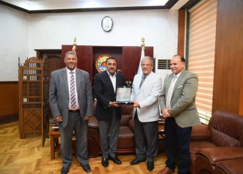 محافظ مطروح يناقش الإسراع في إنهاء إجراءات وتسليم أعمال تطوير المعهد التكنولوجي بمطروح 23 - جريدة المساء